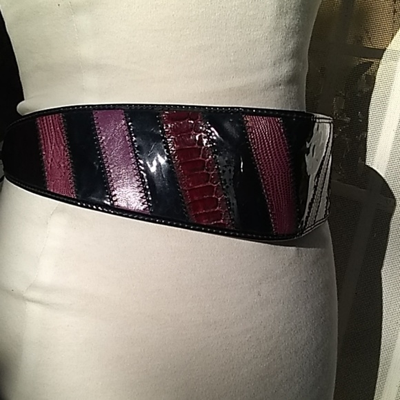 Vintage 80 snakeskin belt ties in the back